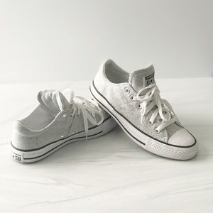 Women’s All Star Converse lo-Rise Sneakers